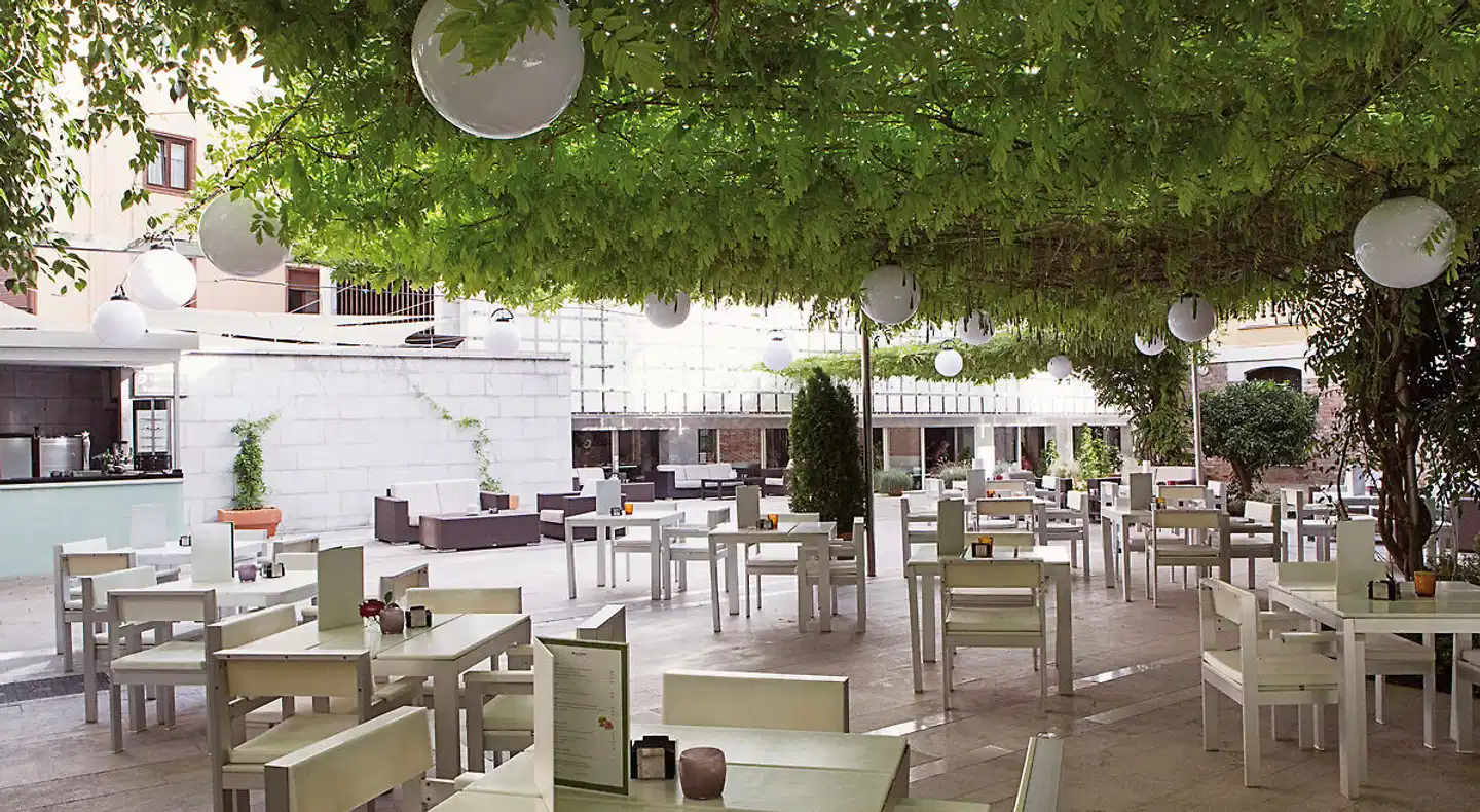 Hospes Palacio de los Patos Restaurant