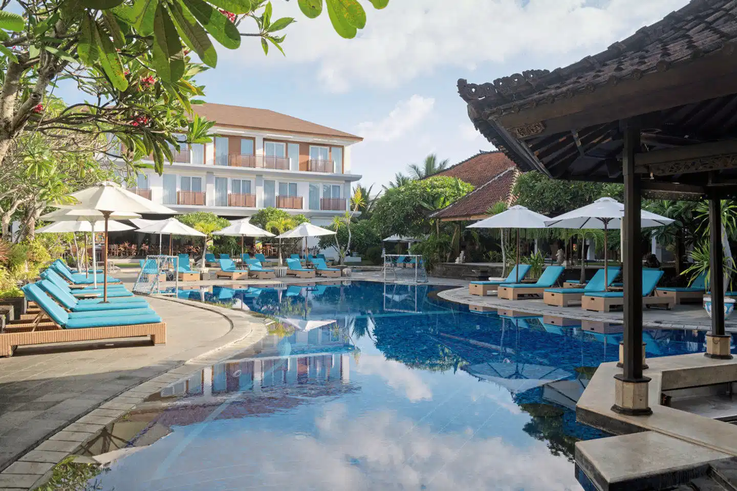 Kuta Beach Club Hotel Pool