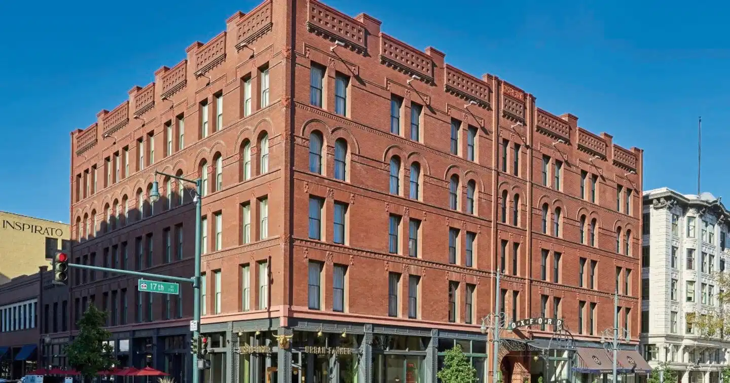 The Oxford Hotel Aussenansicht