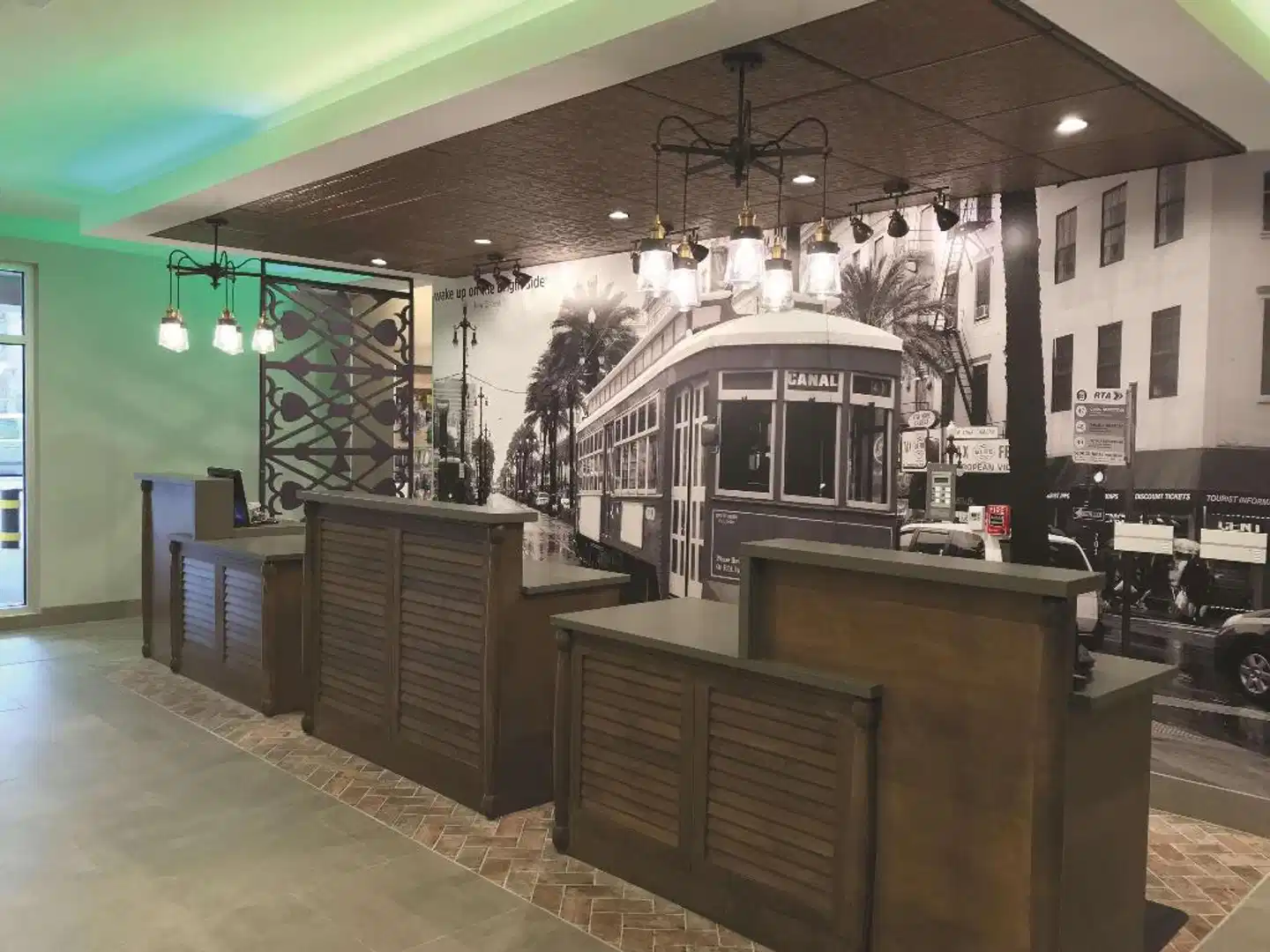 La Quinta Inn & Suites New Orleans Downtown Lobby