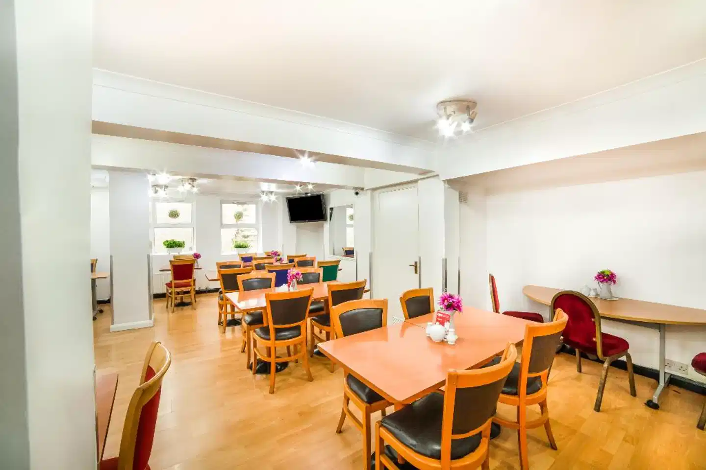 OYO Townhouse New England Victoria Konferenz