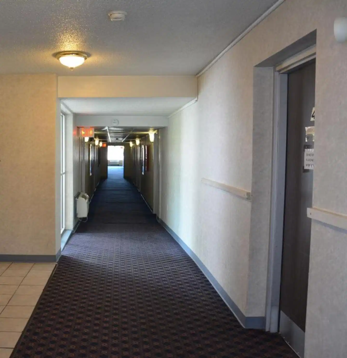 Travelodge by Wyndham Milwaukee Lobby