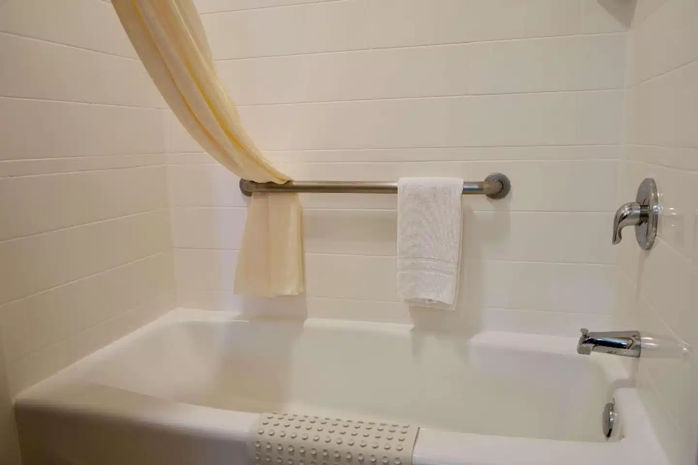 Best Western China Lake Inn Wellness