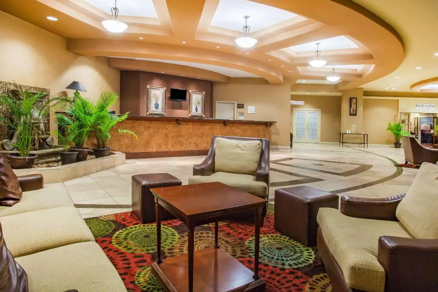 Ramada by Wyndham Jacksonville I-95 by Butler Blvd Lobby