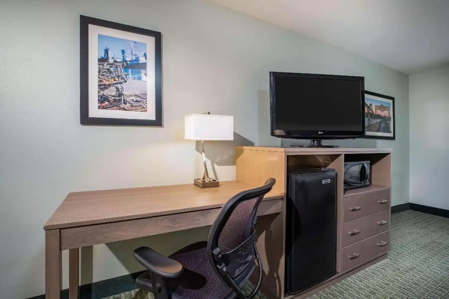 La Quinta Inn & Suites by Wyndham Newport Wohnbeispiel