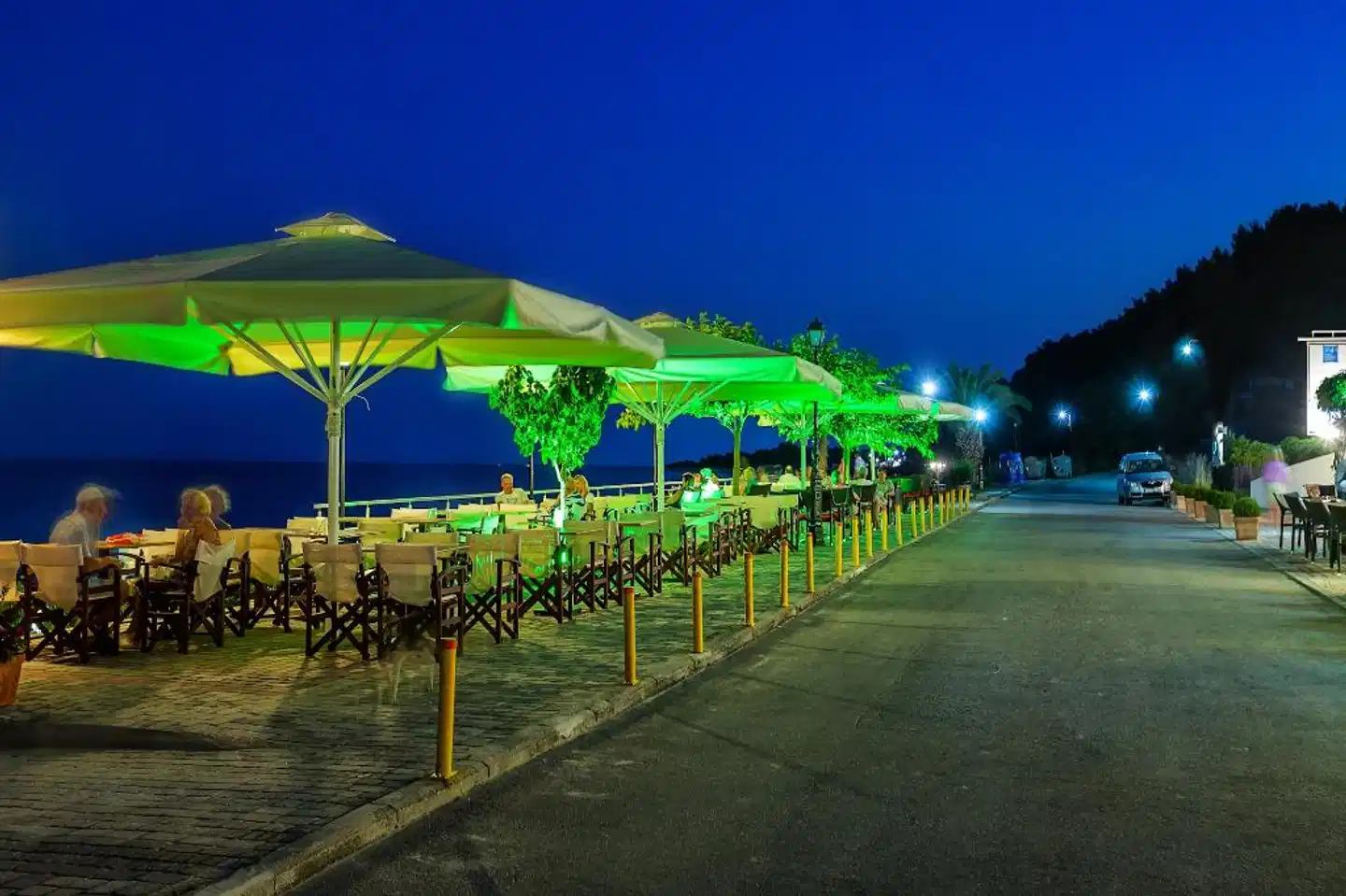 Xenios Dolphin Beach Aussenansicht