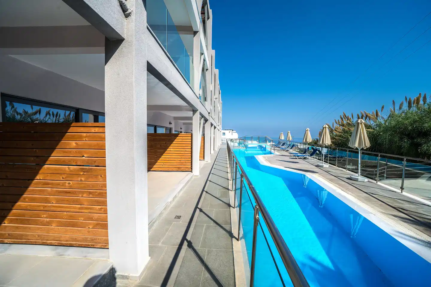 Village Panorama Pool