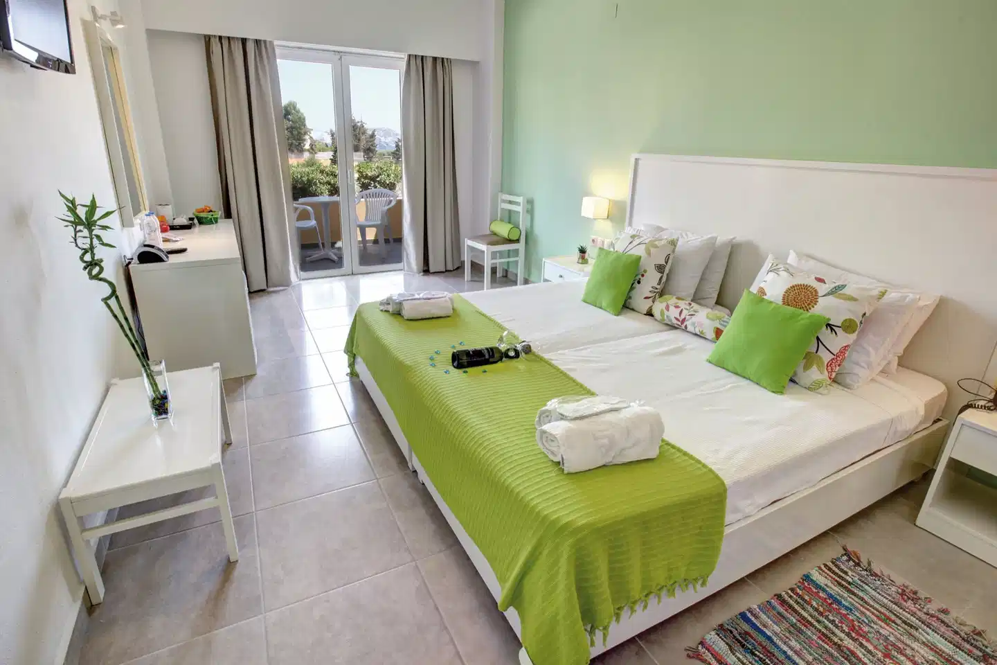 Alexander House Hotel ACCOMMODATION