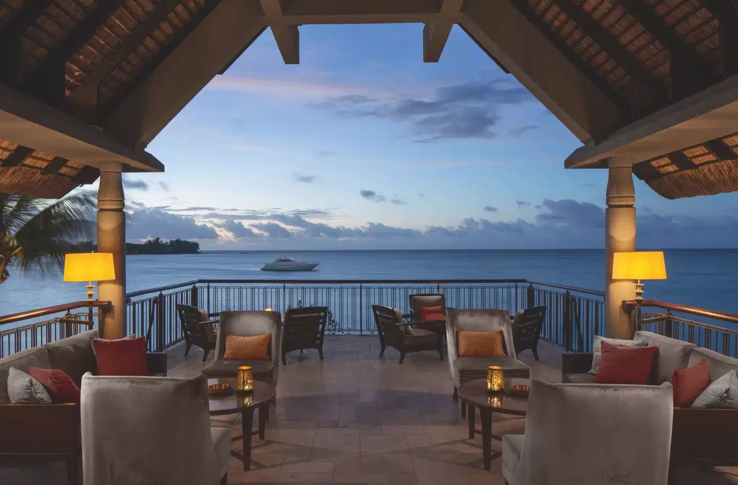 Royal Palm Beachcomber Luxury Terrasse