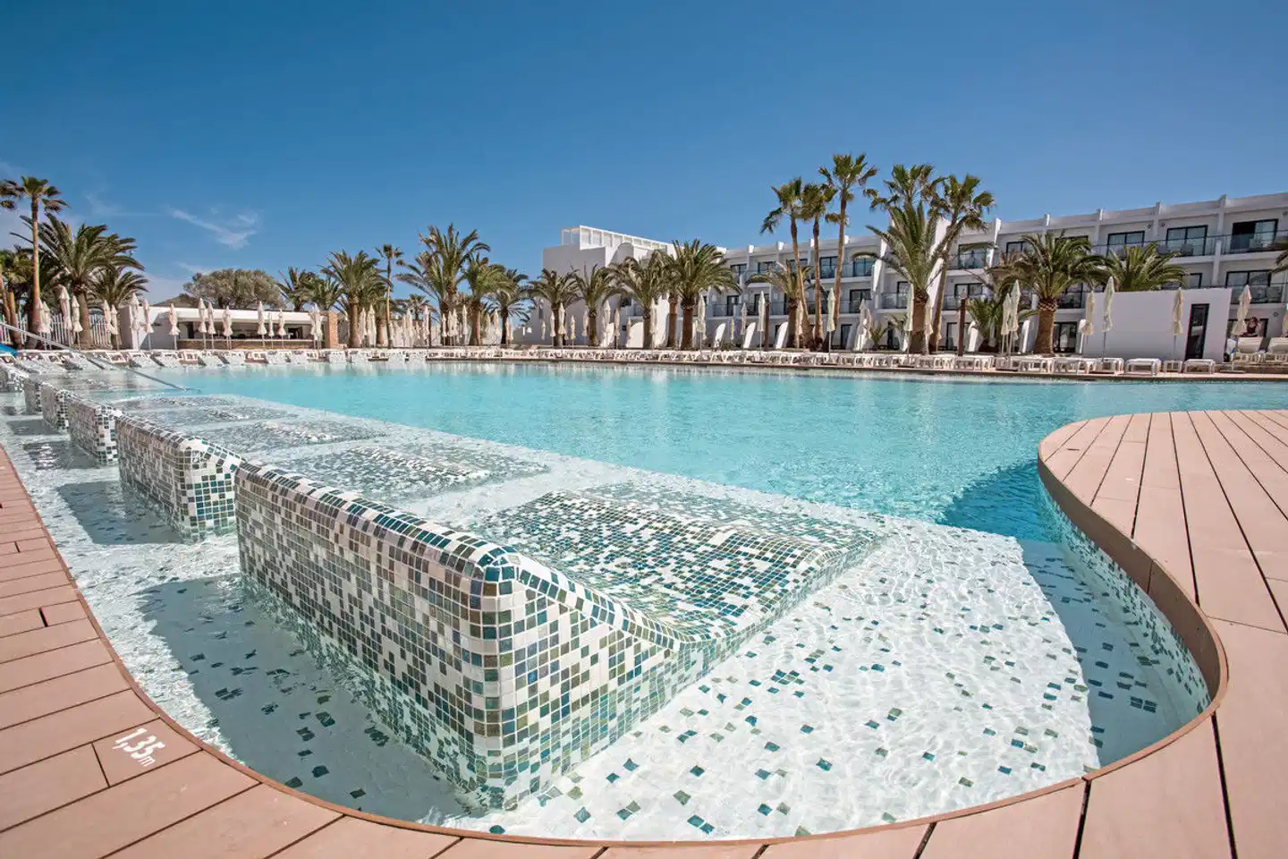 Grand Palladium White Island Resort & Spa Pool