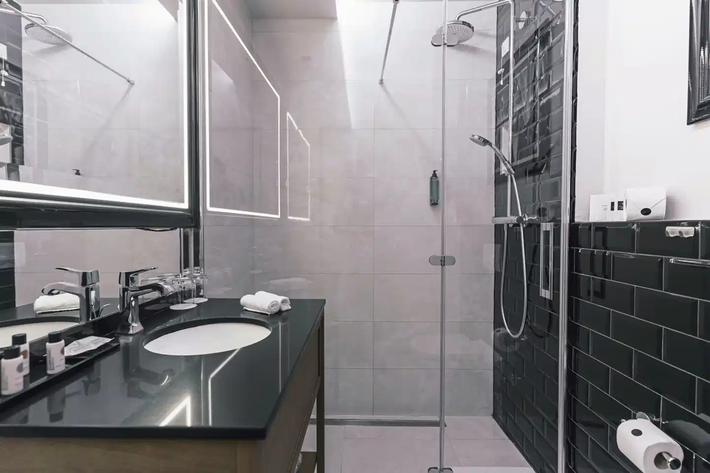 Grand Hotel Slavia Badezimmer