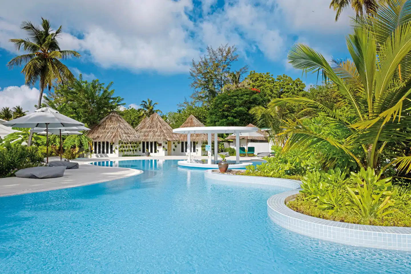 Equator Village Maldives POOL