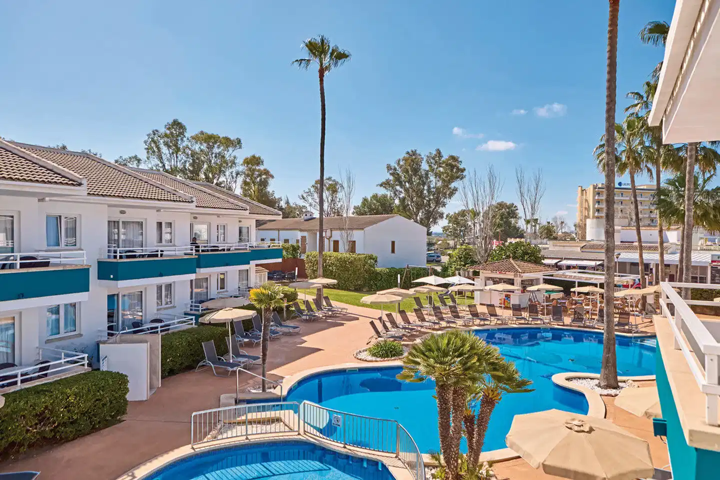 Universal Aparthotel Elisa Pool