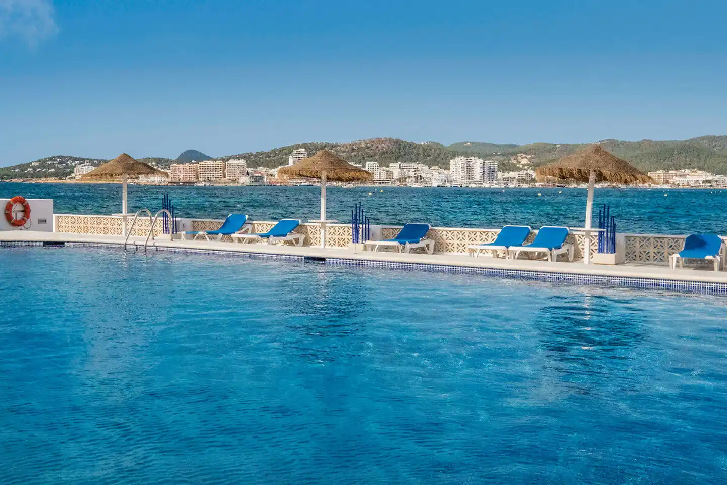 azuLine Mar Amantis & Mar Amantis II Strand