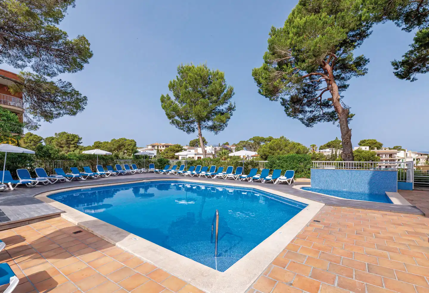 JS Paradise Sport Pool