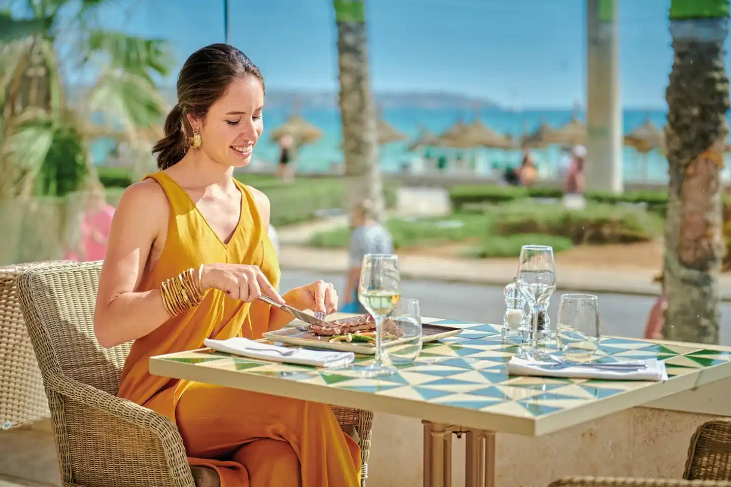 MySeaHouse Flamingo RESTAURANT