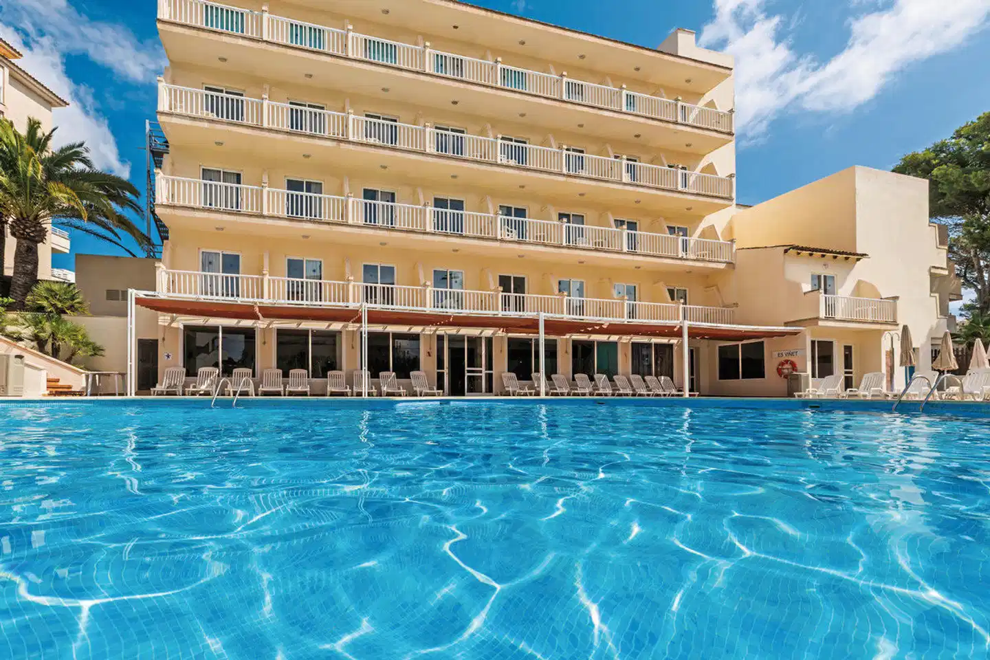 O7 Cala Ratjada Pool