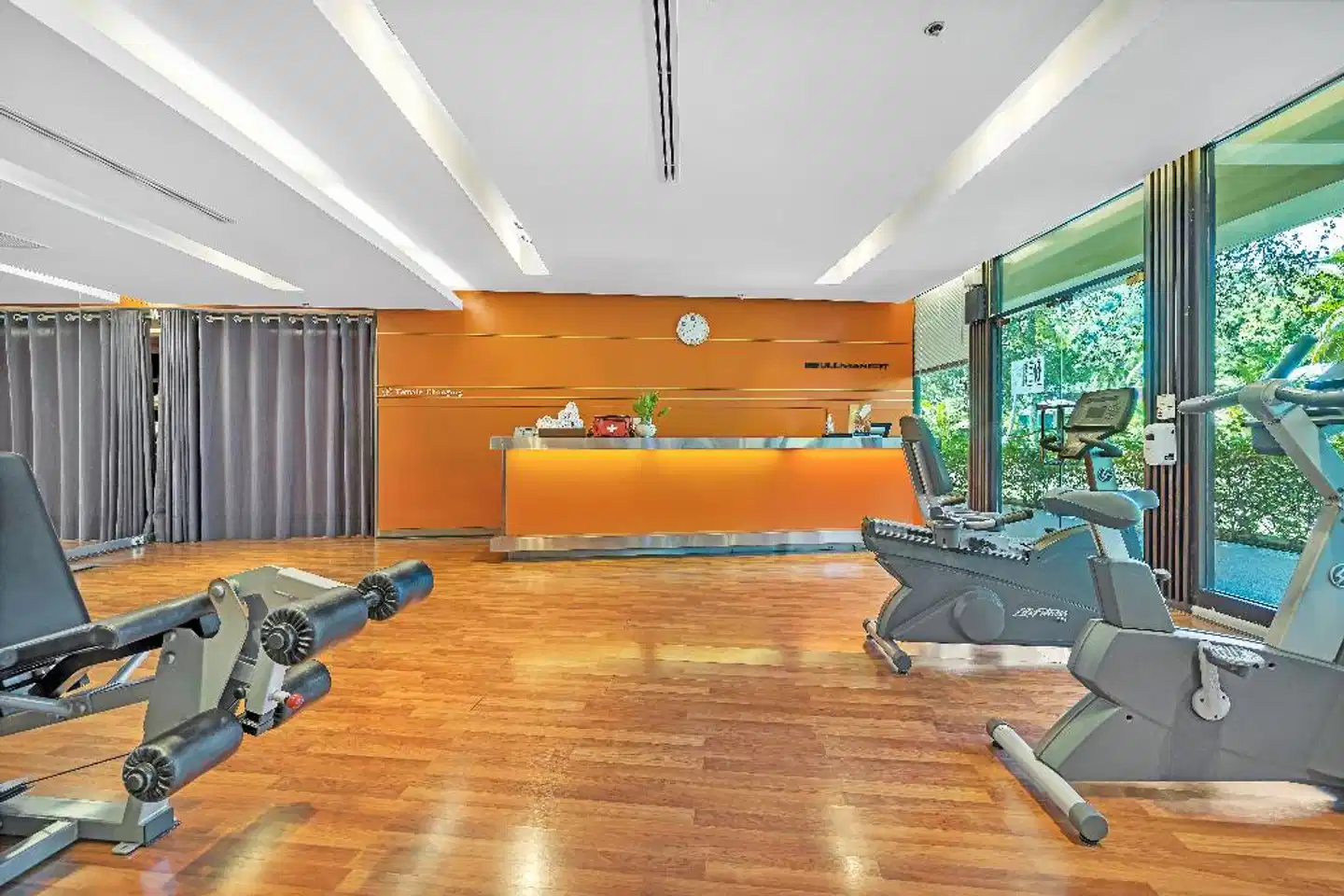 Pullman Phuket Karon Beach Resort Sport und Entertainment