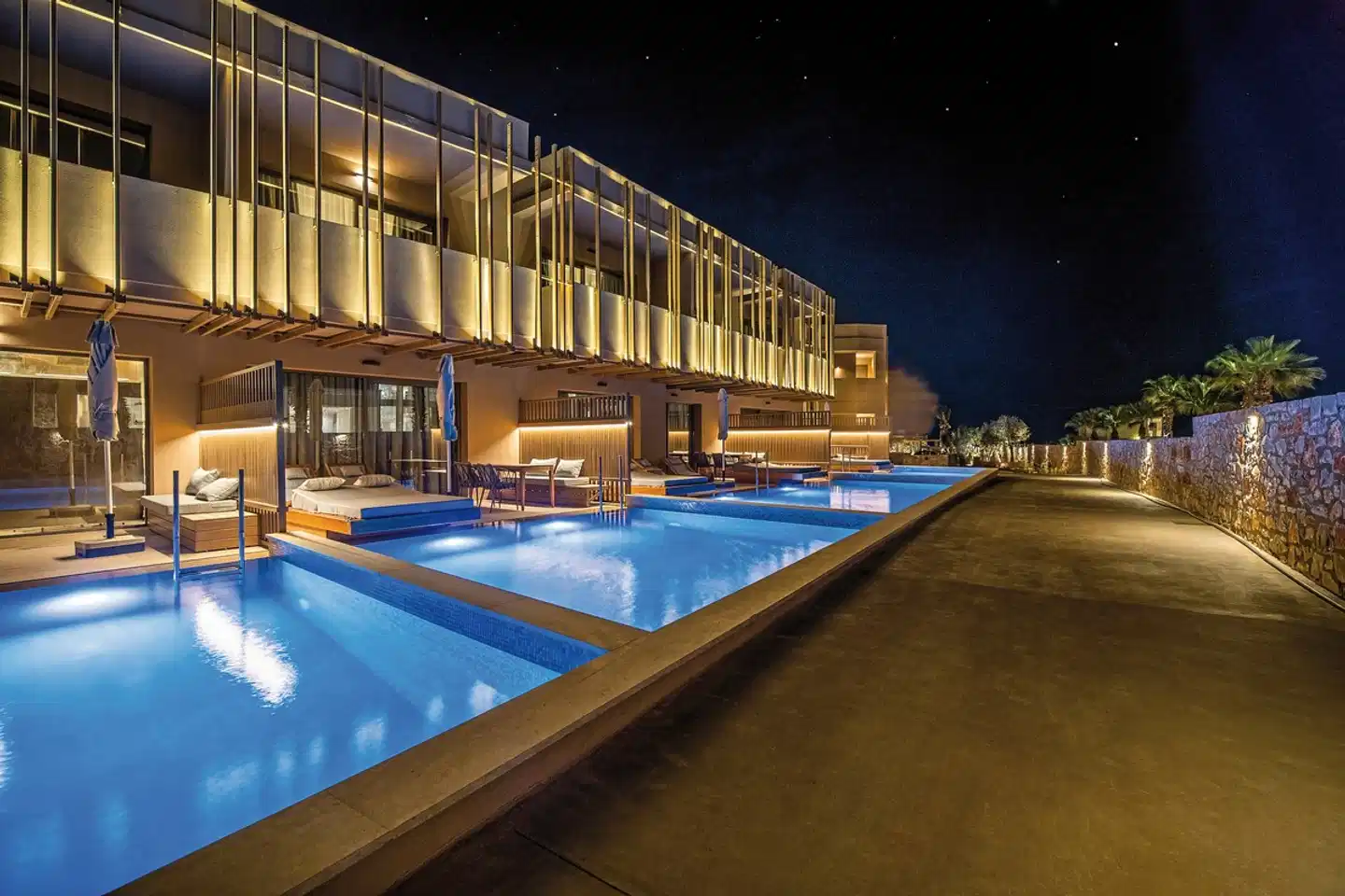 Senseana Sea Side Resort & Spa Hallenbad