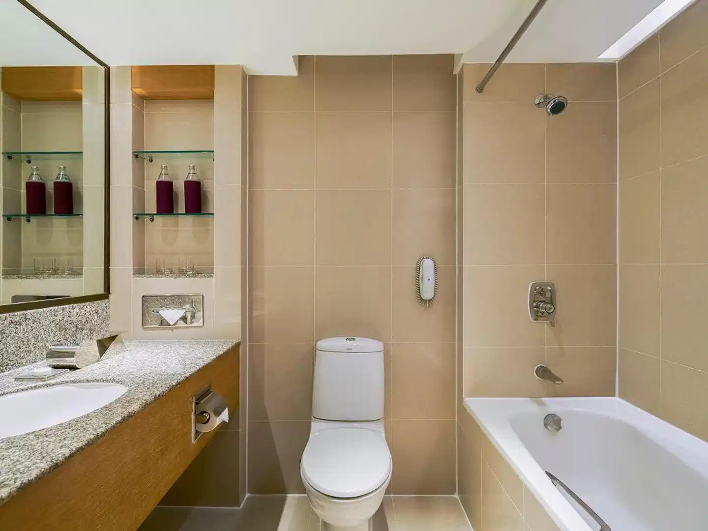 Grand Mercure Bangkok Atrium Badezimmer