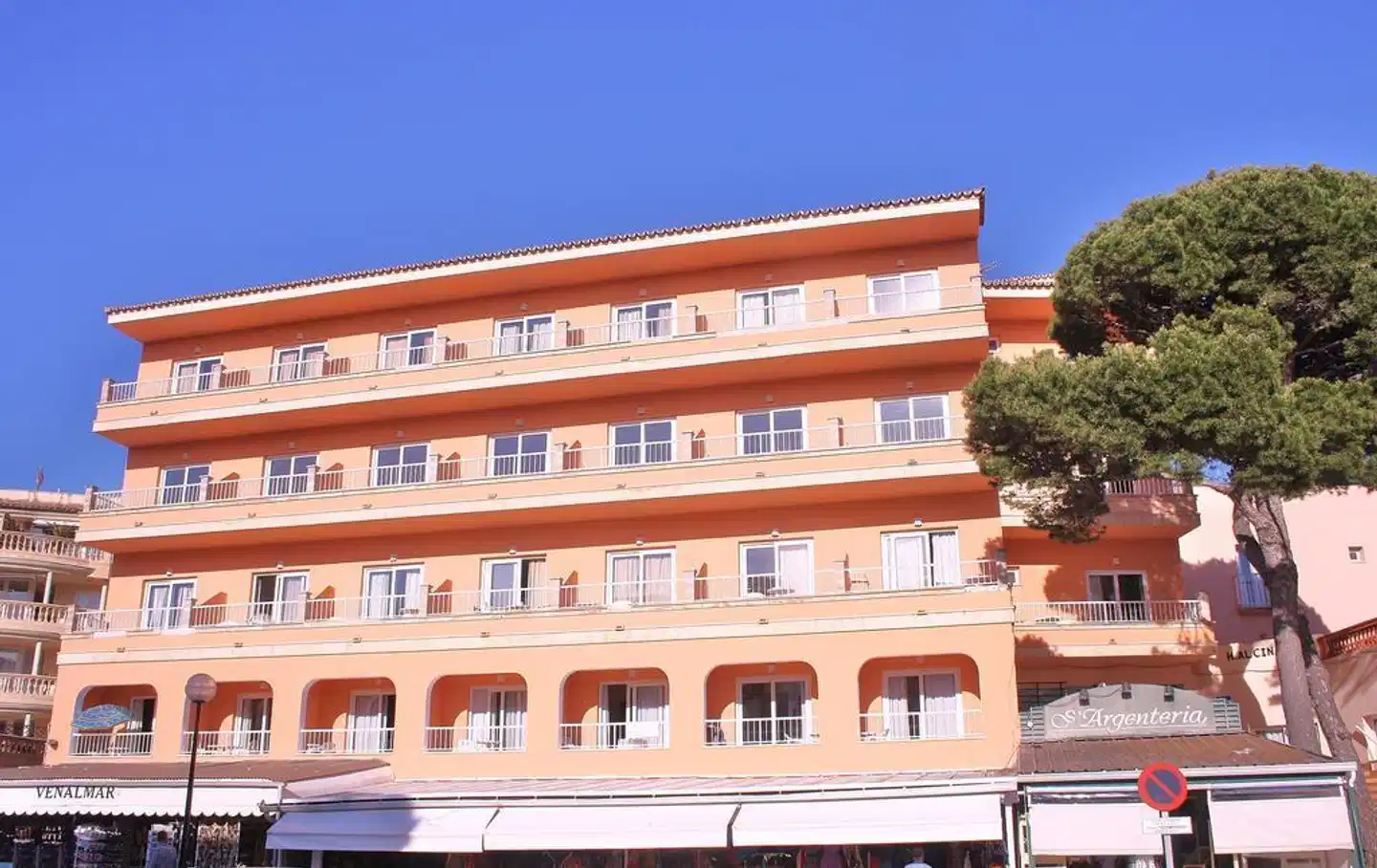 Hostal Alcina Aussenansicht