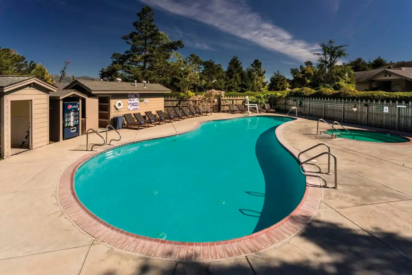Cambria Pines Lodge Pool