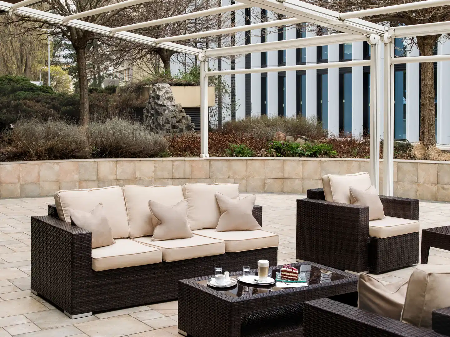 Panorama Hotel Prague Terrasse