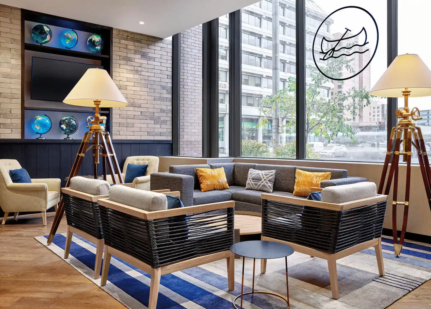 Delta Hotels by Marriott Calgary Downtown Lobby