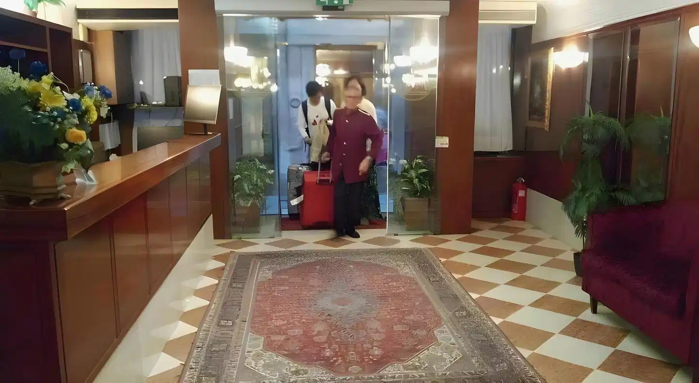 Comfort Hotel Diana Lobby