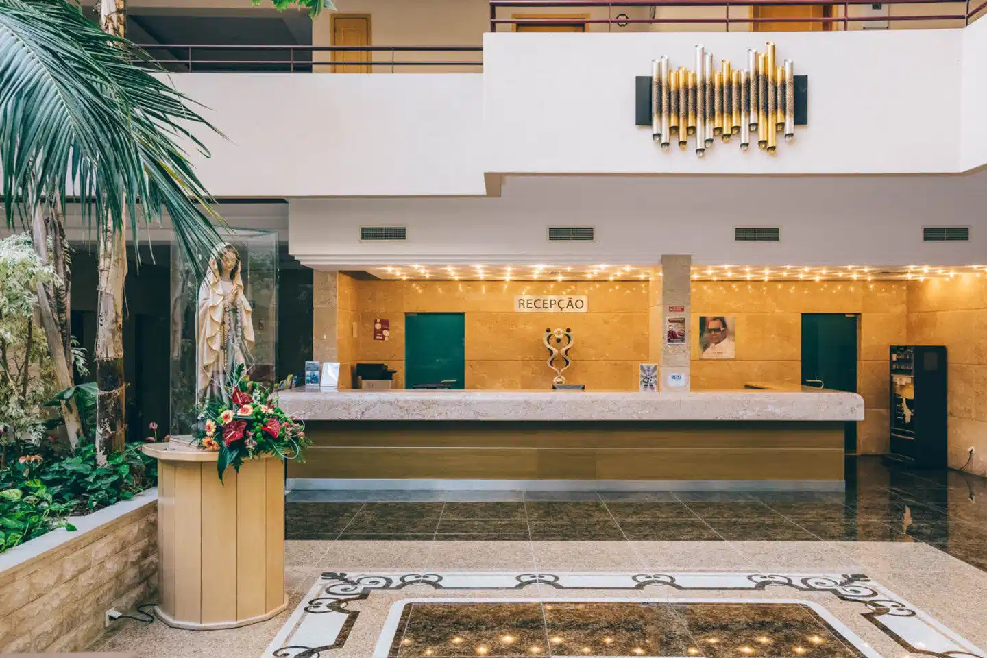 Grand Muthu Forte Da Oura Bar