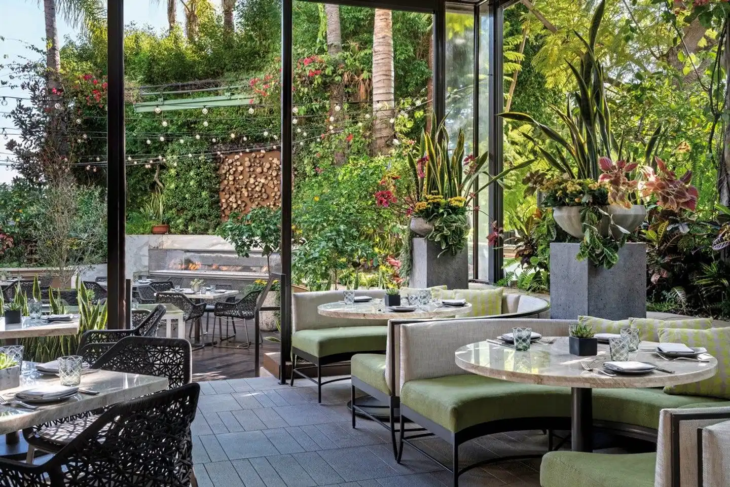 Four Seasons Hotel Los Angeles at Beverly Hills Restaurant