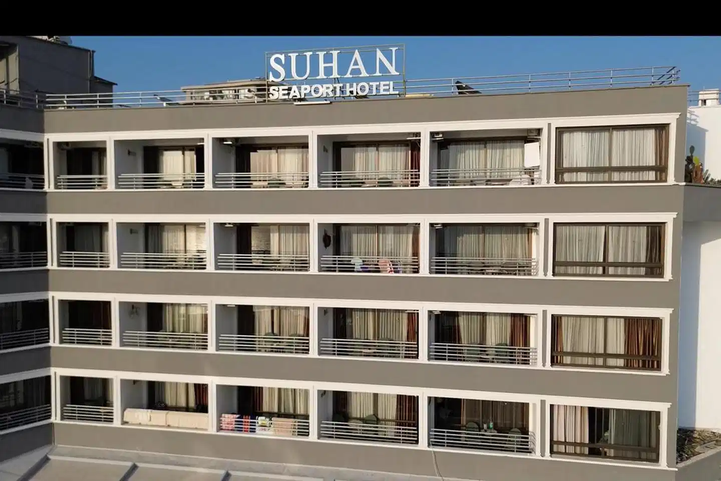 Suhan Seaport Hotel Aussenansicht