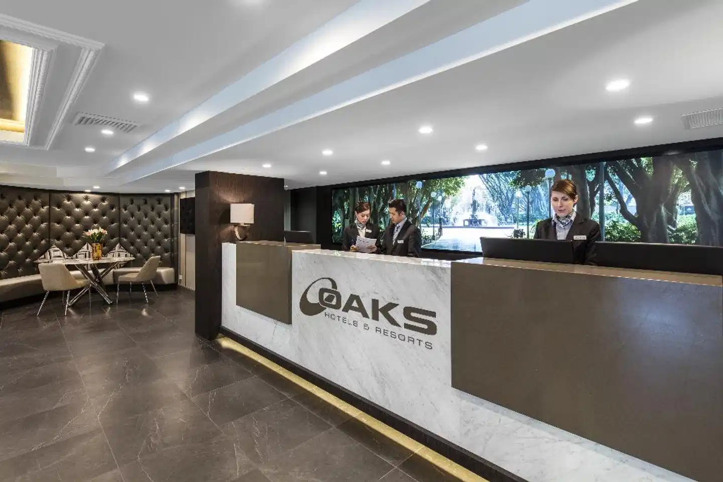 Oaks Sydney Hyde Park Suites Lobby