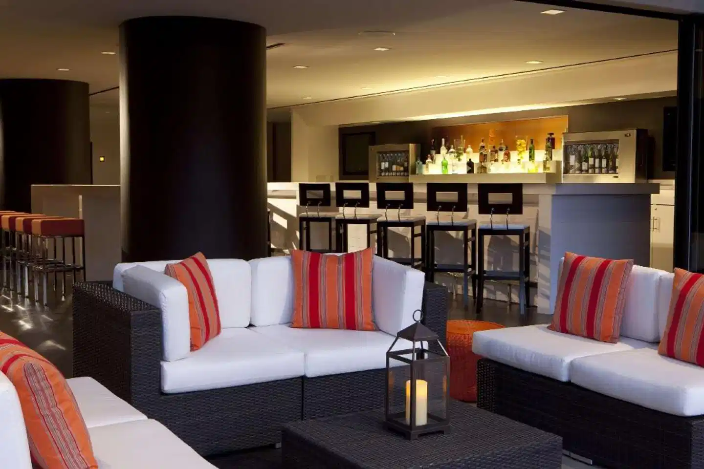 Hyatt Palm Springs Bar