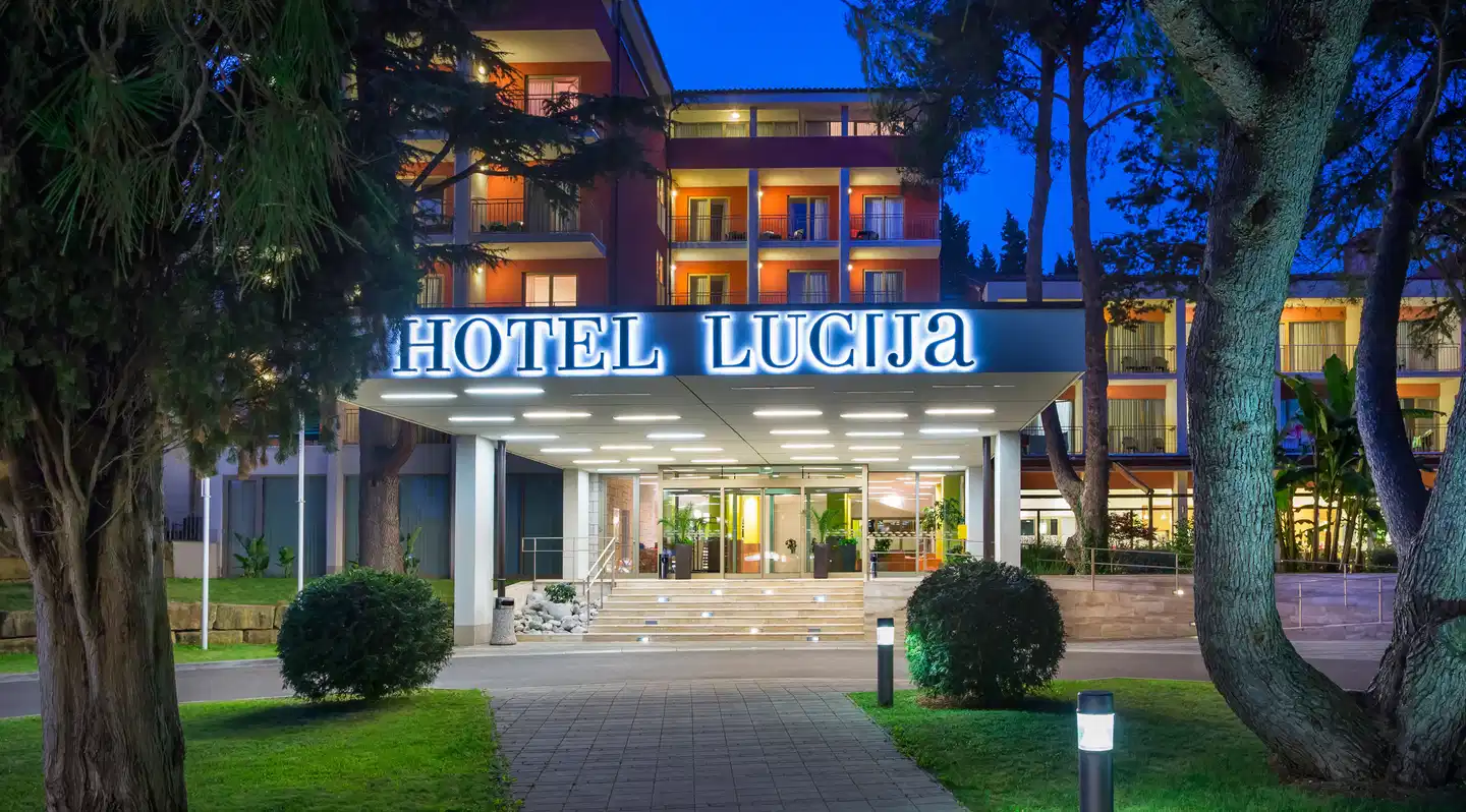 Remisens Hotel Lucija Aussenansicht