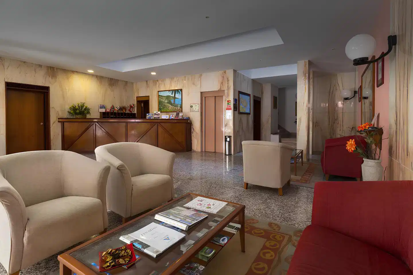 Aparthotel Imperatriz Lobby