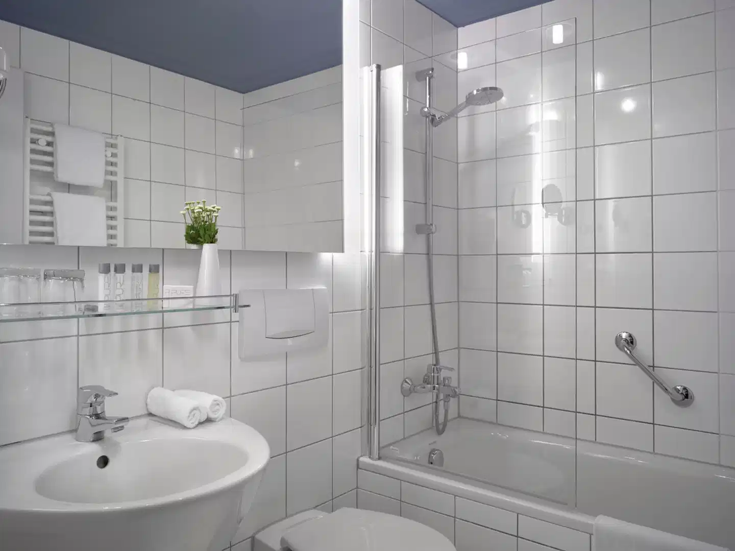 K+K Hotel Fenix Badezimmer