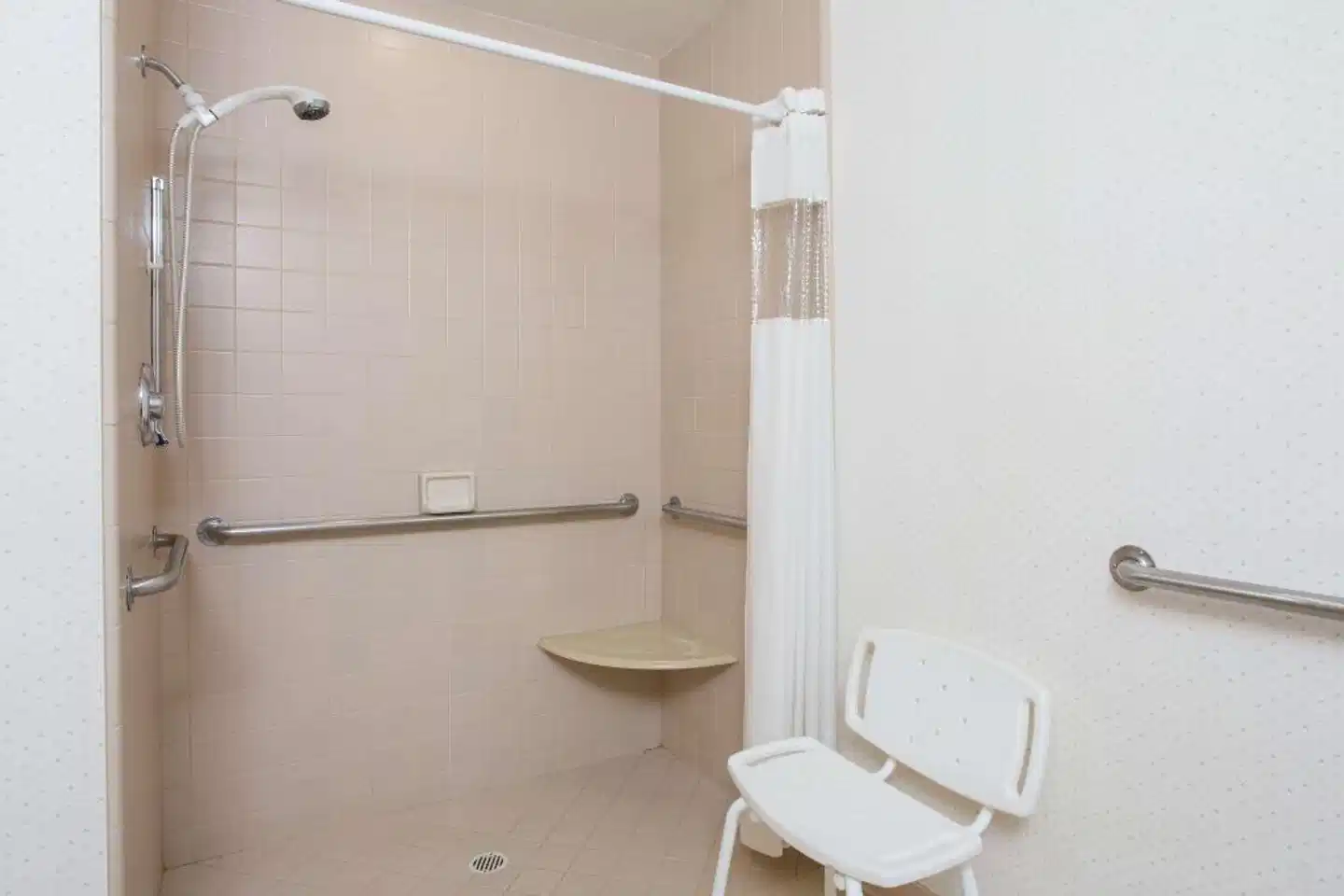 Ramada Inn St. George Badezimmer