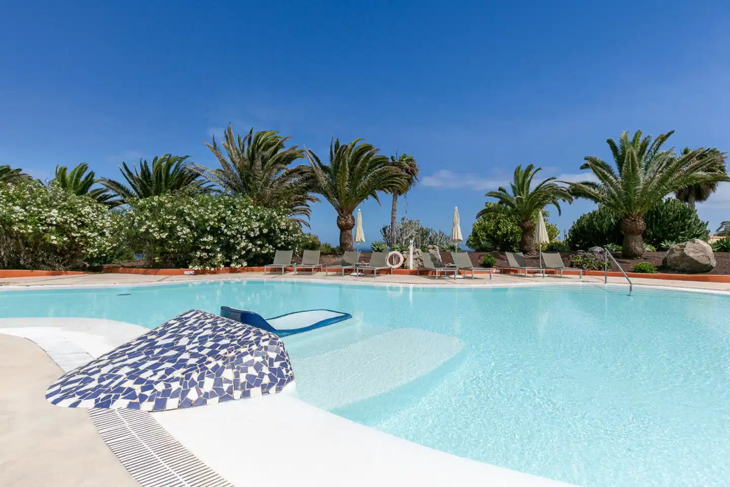 Livvo Risco del Gato Suites Hotel Pool