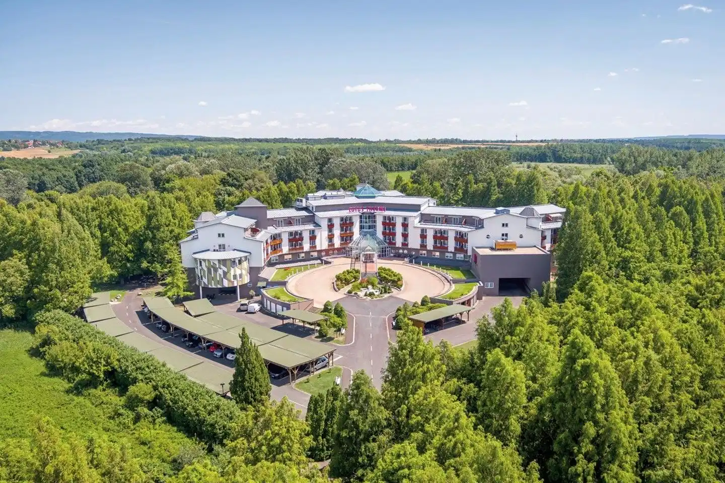 Lotus Therme Hotel & Spa Aussenansicht