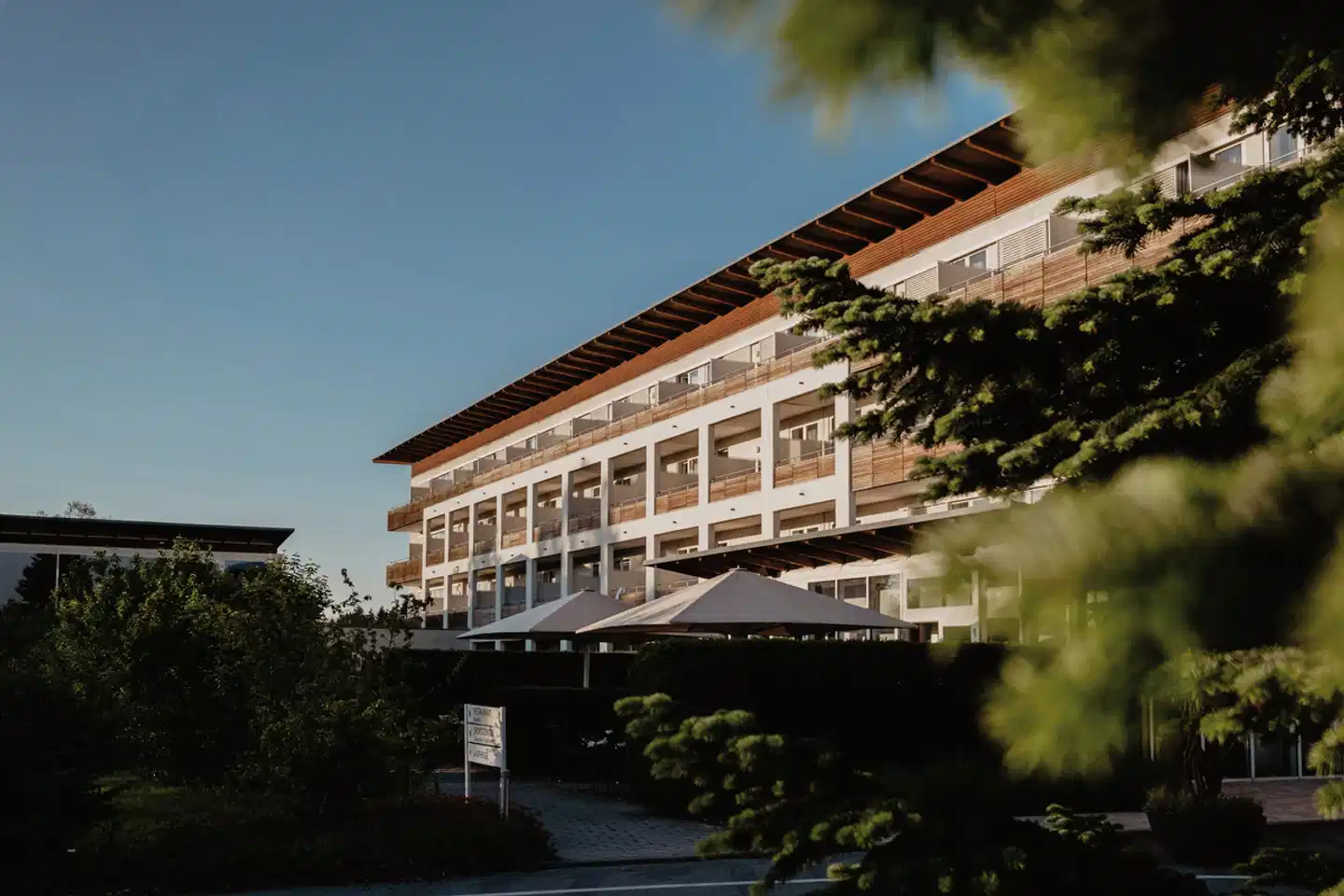 4*S Hotel Spa Resort Geinberg Aussenansicht