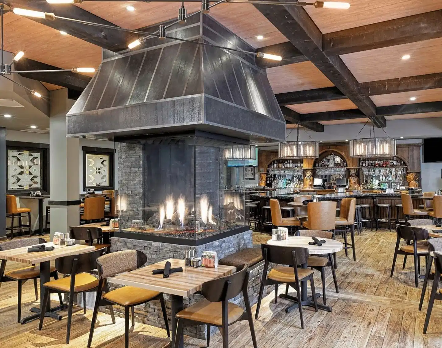 Tenaya Lodge at Yosemite Lobby