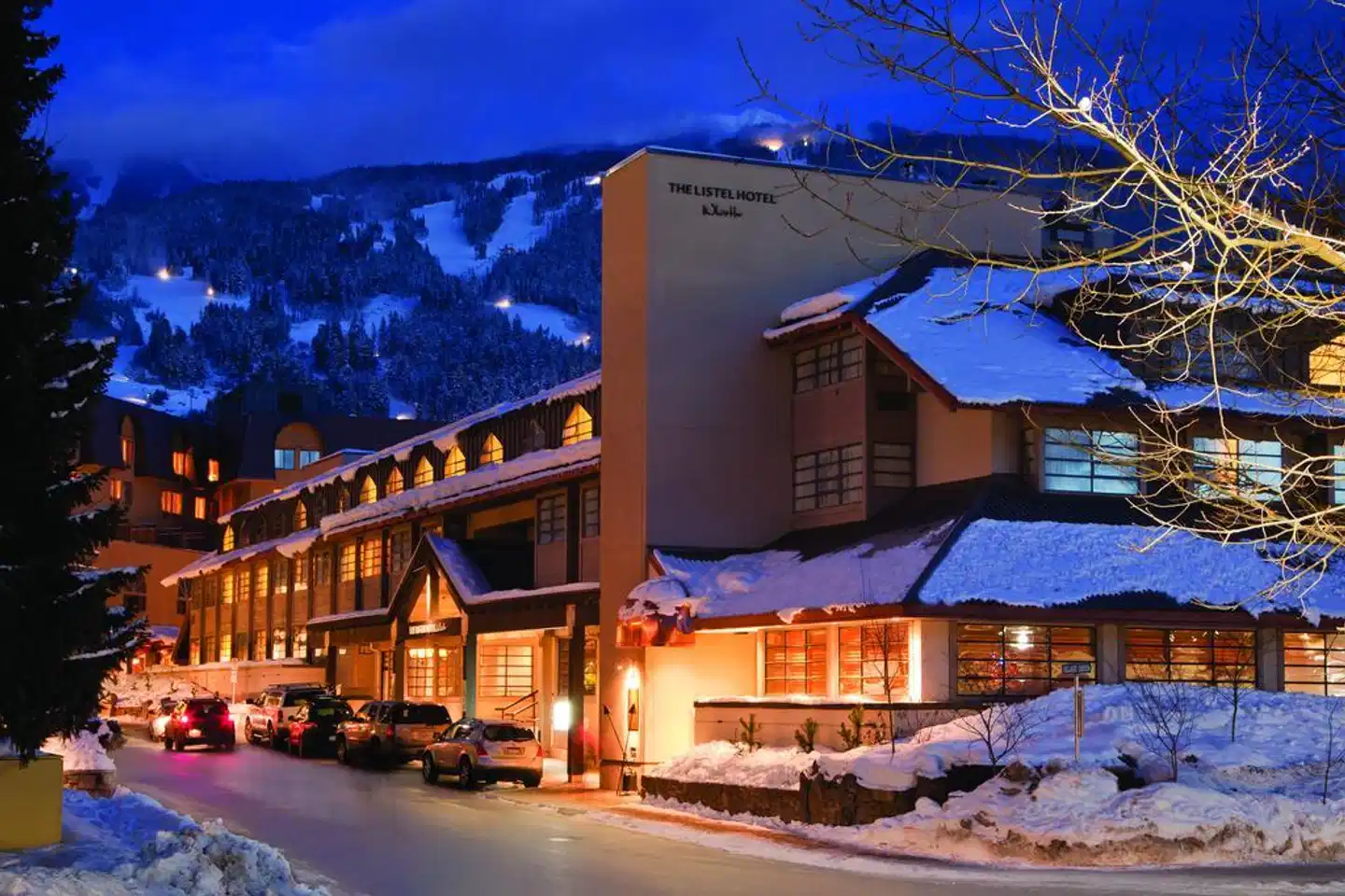The Listel Hotel Whistler Aussenansicht