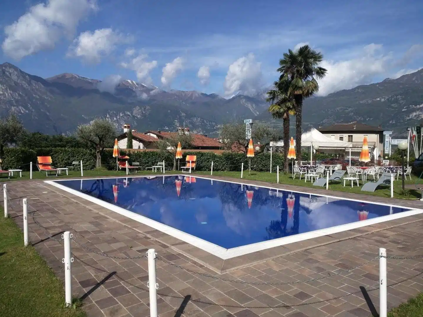 Hotel Everest Arco Pool