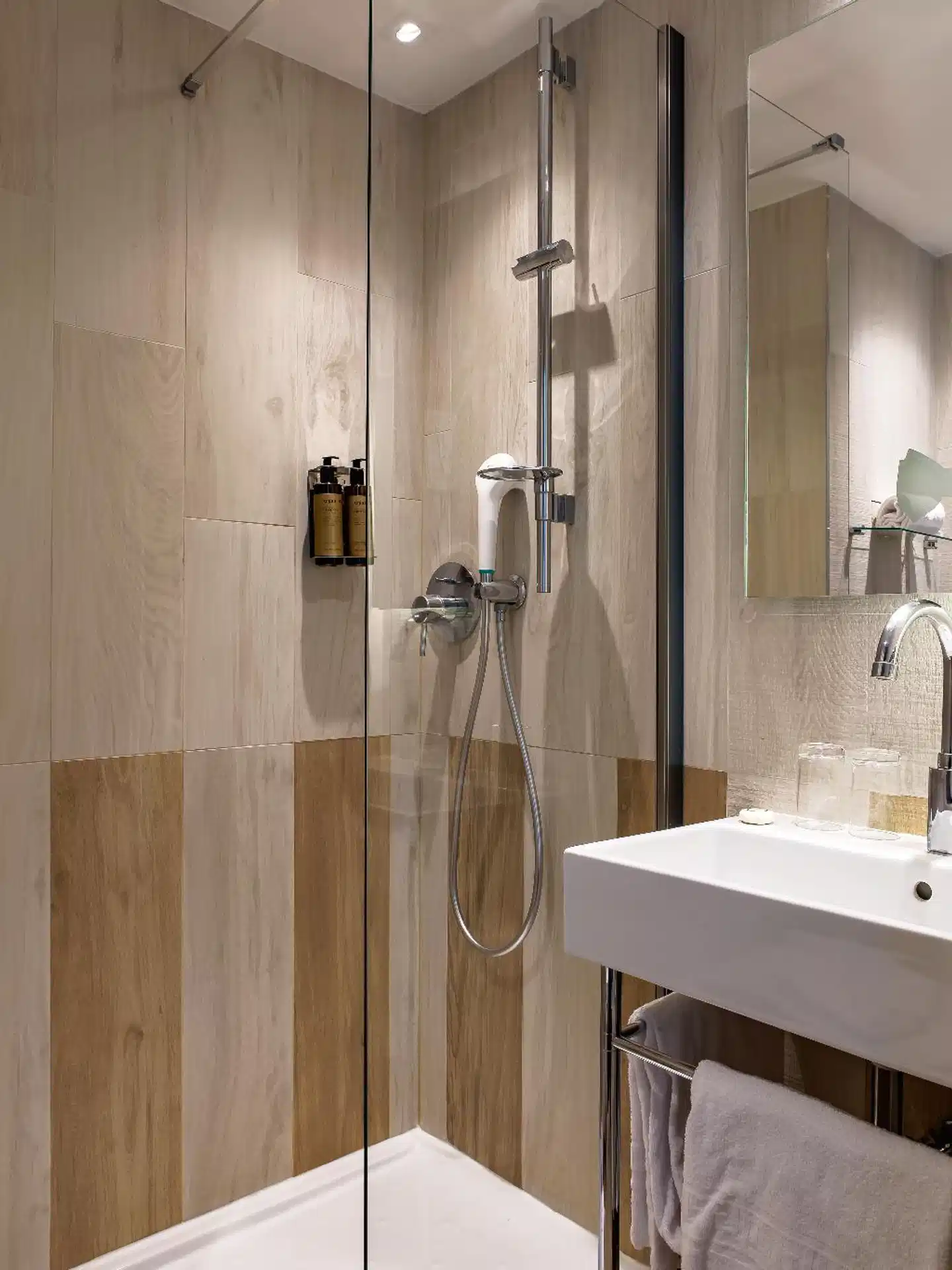 Hotel Gaston Badezimmer