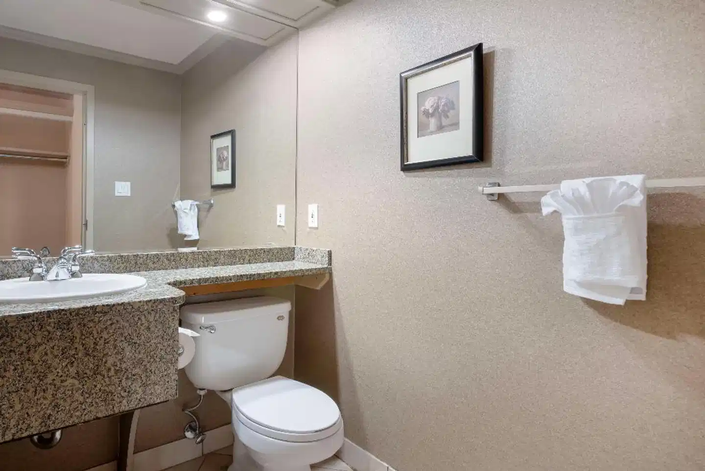 Best Western PLUS Port O'Call Hotel Badezimmer