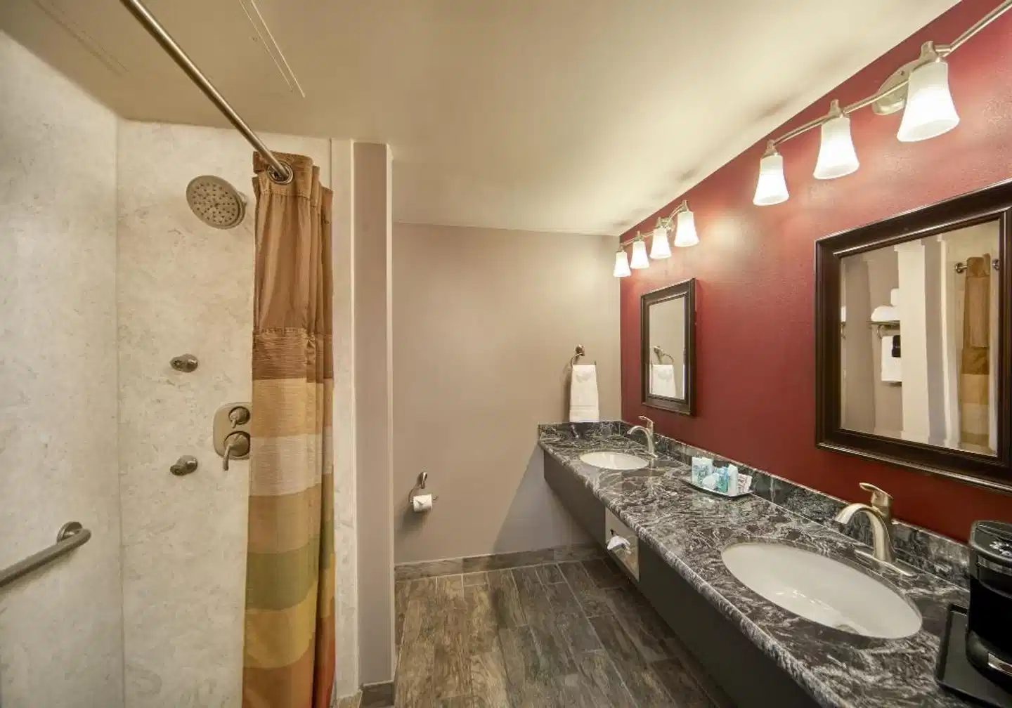 Four Queens Hotel and Casino Badezimmer