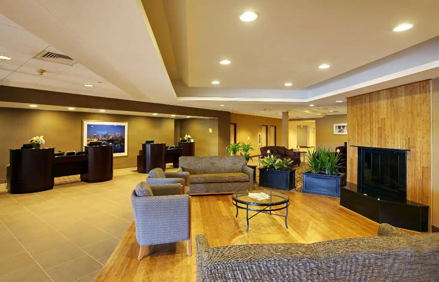 Wyndham Garden Philadelphia Airport Lobby