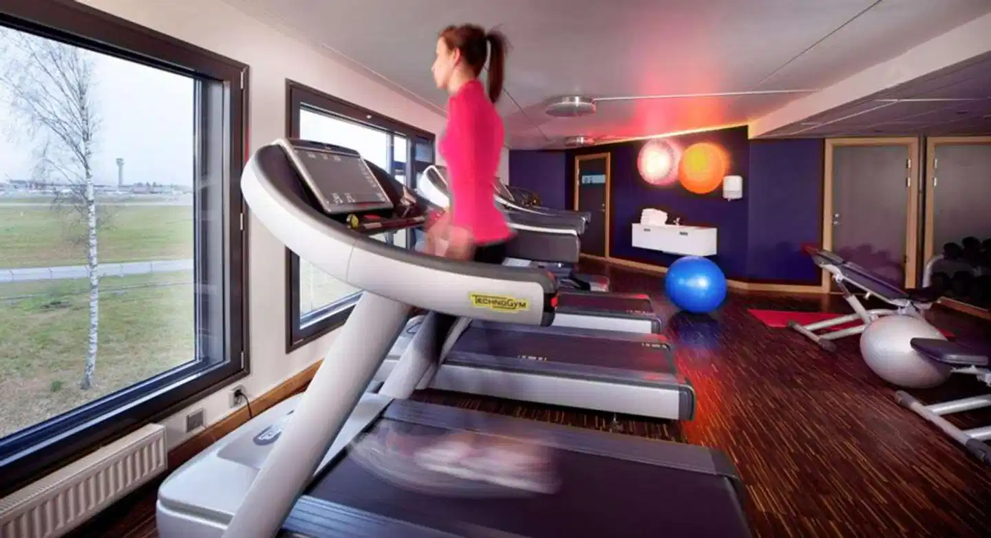 Comfort Hotel RunWay Sport und Entertainment