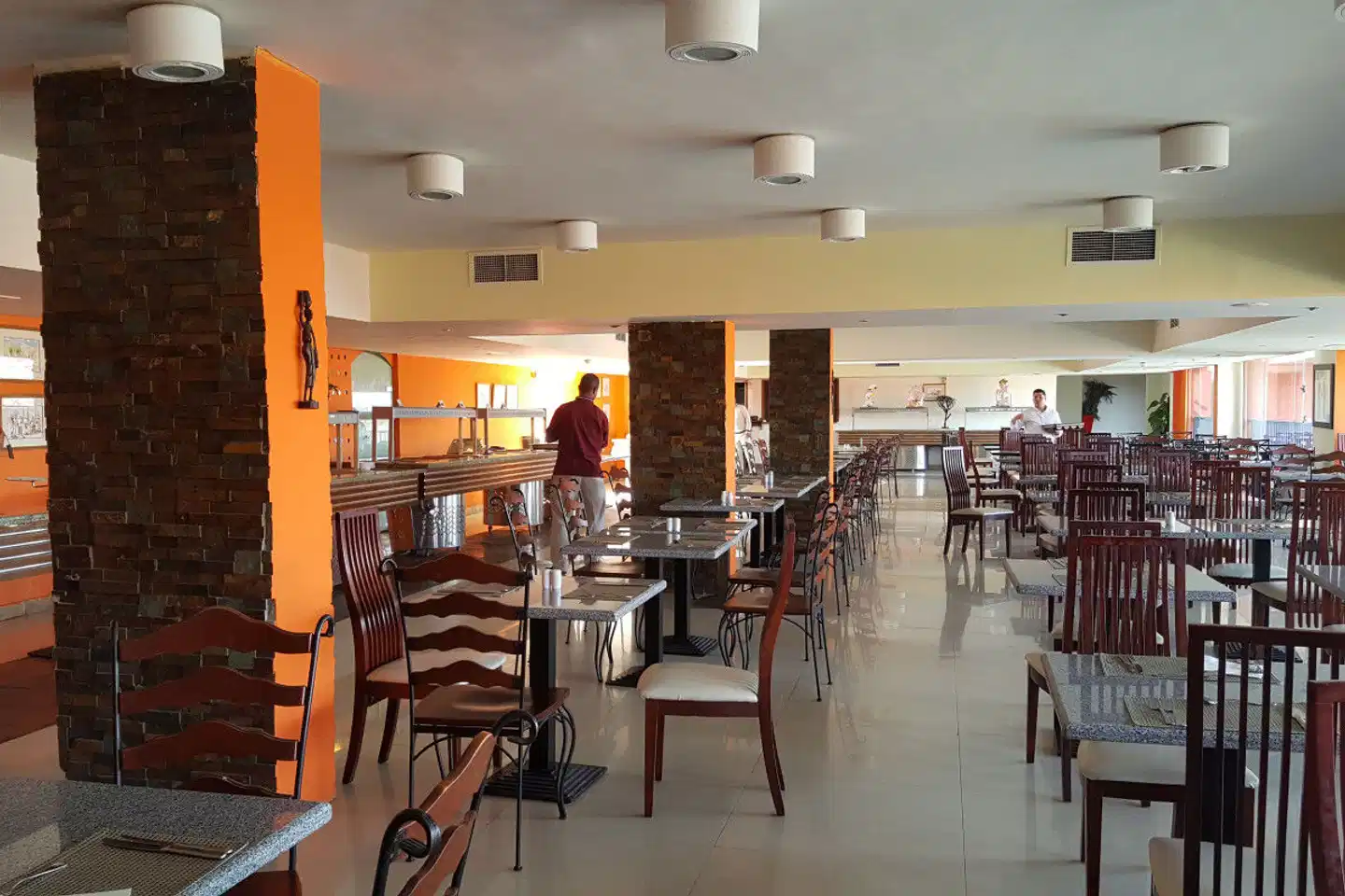 Sunrise Cardina Resort (ex Aurora Oriental Bay) Bar